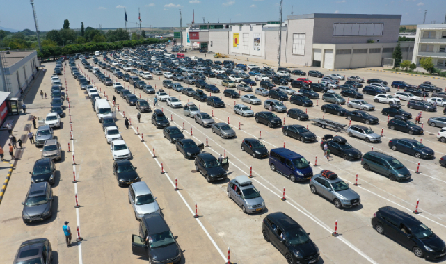 Kapıkule'de Gurbetçi Yoğunluğu Sürüyor