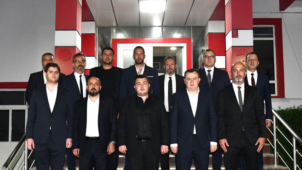 Balıkesirspor'da görev dağılımı tamam