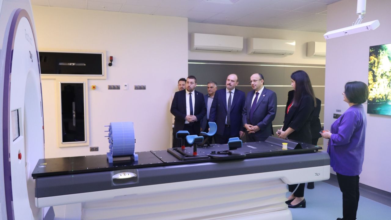 Bursa’nın tek tomoterapi cihazı hizmete alındı