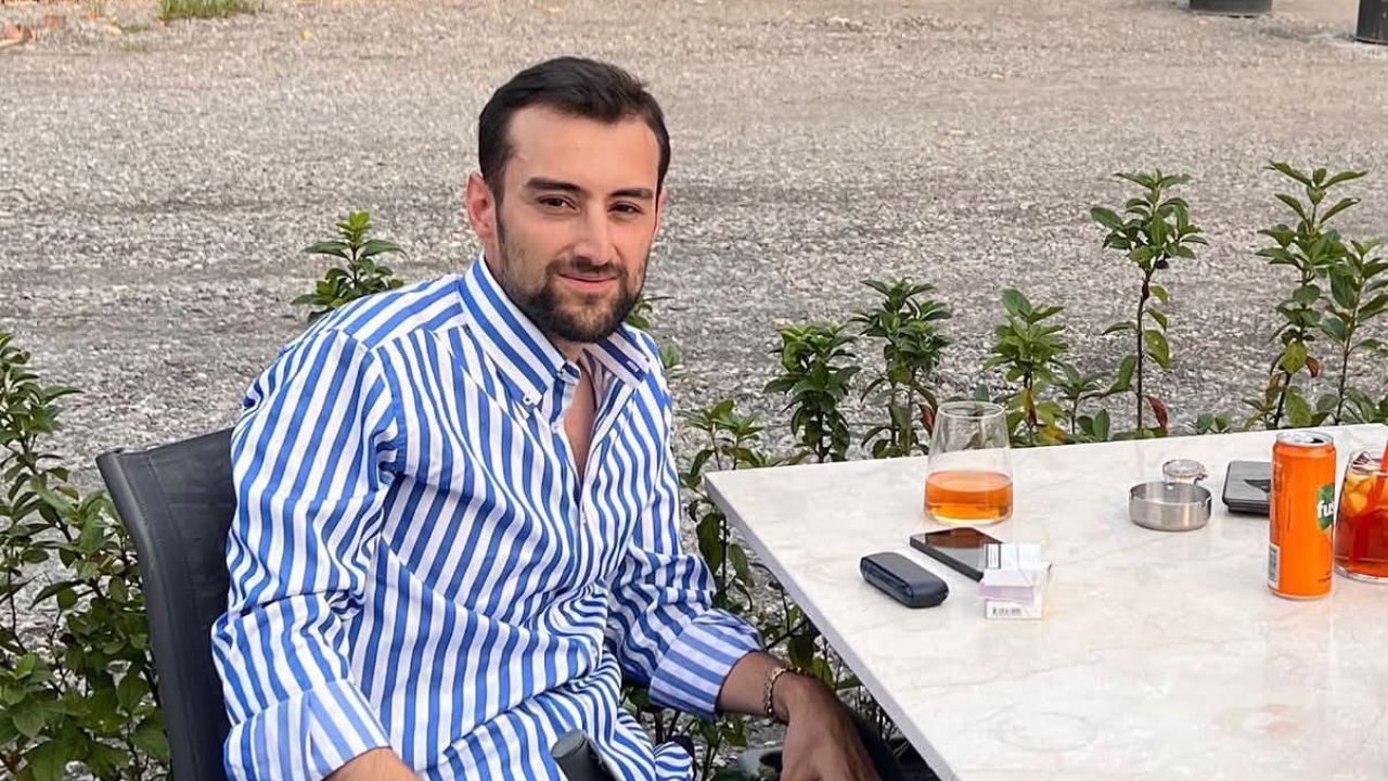 Camları kırık otomobilin arka koltuğunda ölü bulundu / Ek fo