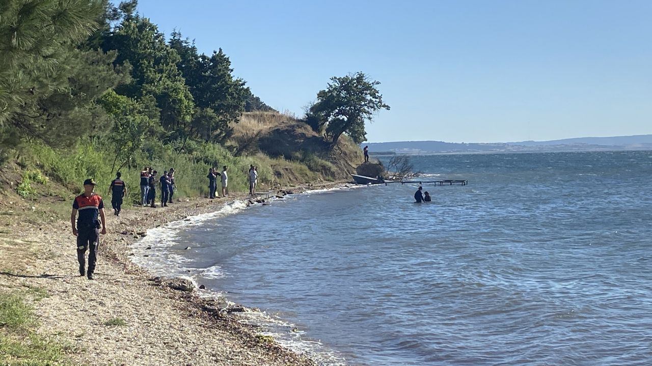 Çanakkale’de denizde kaybolan kız çocuğu için arama çalışmaları sürüyor