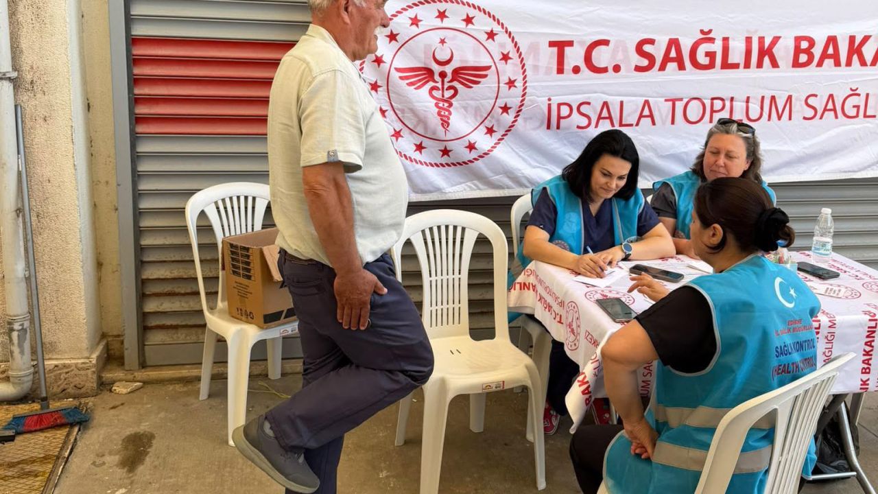 Edirne’de halk pazarında vatandaşlara sağlık testi