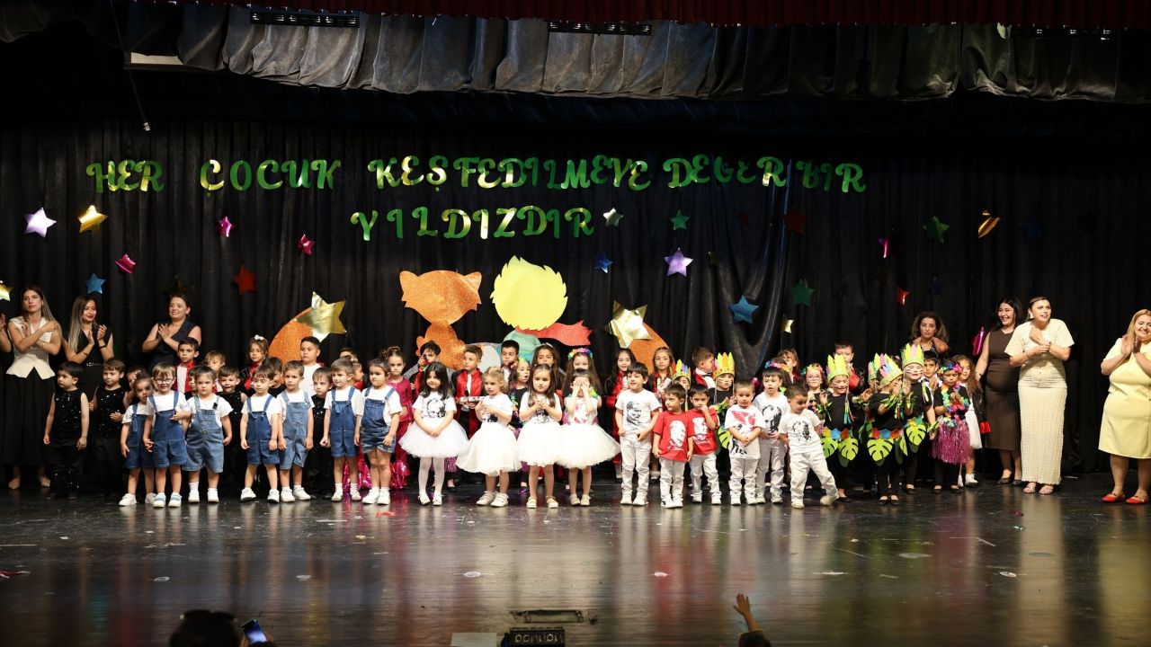 Gemlik Uğur Böcekleri Kreşi’nde yıl sonu coşkusu