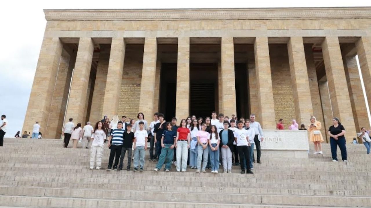 LGS Hazırlık Kursu öğrencileri Ankara gezisiyle ödüllendirildi