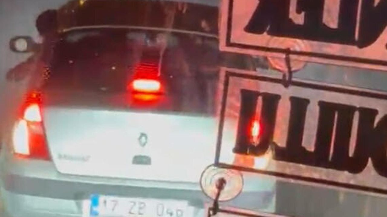 Önünü kestikleri yolcu otobüsüne zarar veren 3 kişi gözaltında