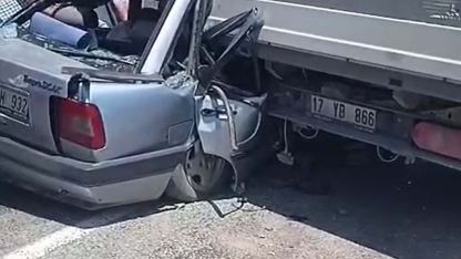 Otomobilin kamyonete çarptığı kazada yaralanan 6 yaşındaki Eyüp kurtarılamadı