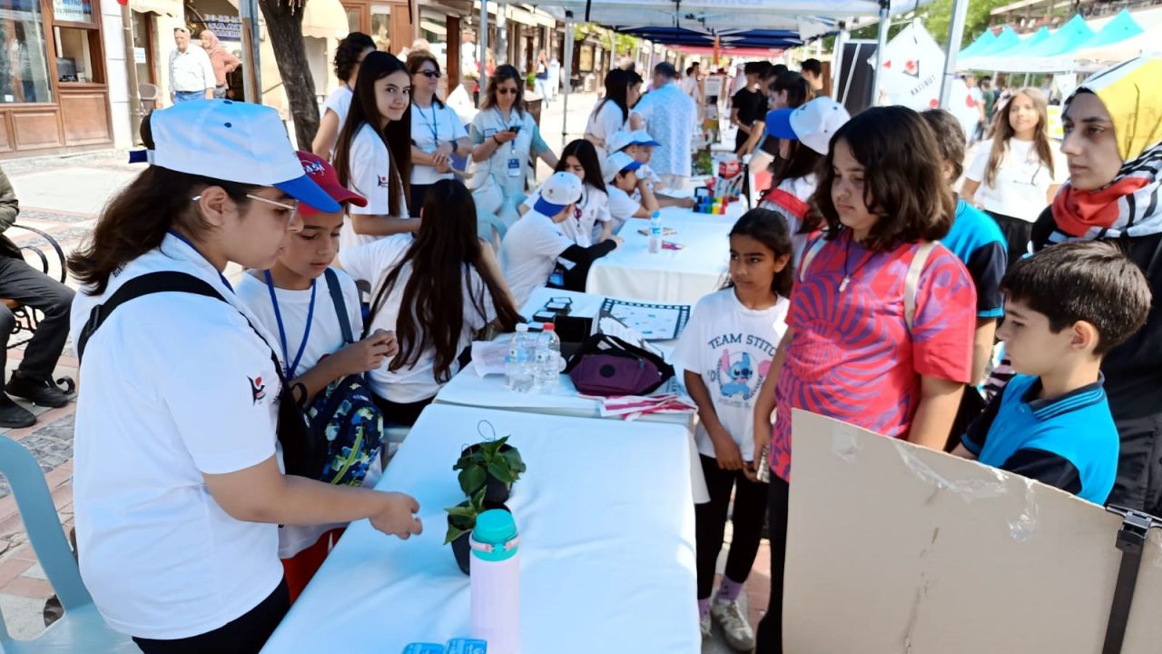 TÜBİTAK Edirne Bilim Festivali kapılarını açtı