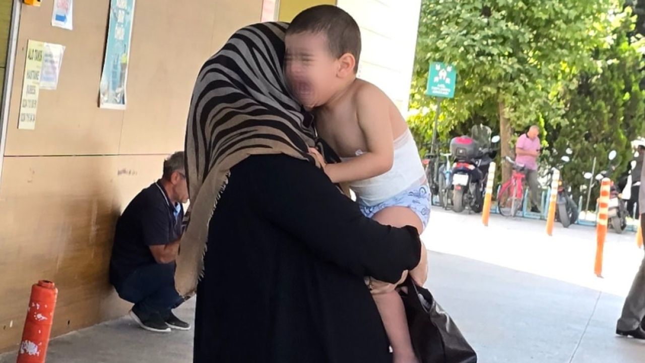 Üzerine çay dökülen 3 yaşındaki Alparslan yaralandı