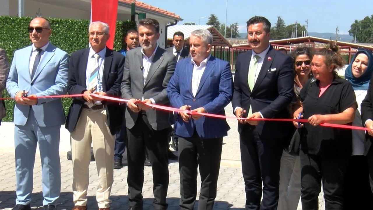 Yenişehir Hayvan Bakımevi ve Doğal Yaşam Alanı tör