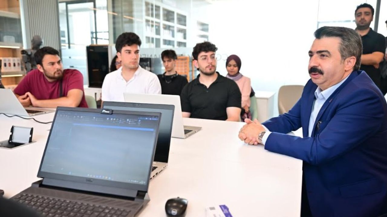 Yıldırım Yapay Zeka ve Teknoloji Merkezi’nde eğitimler başla