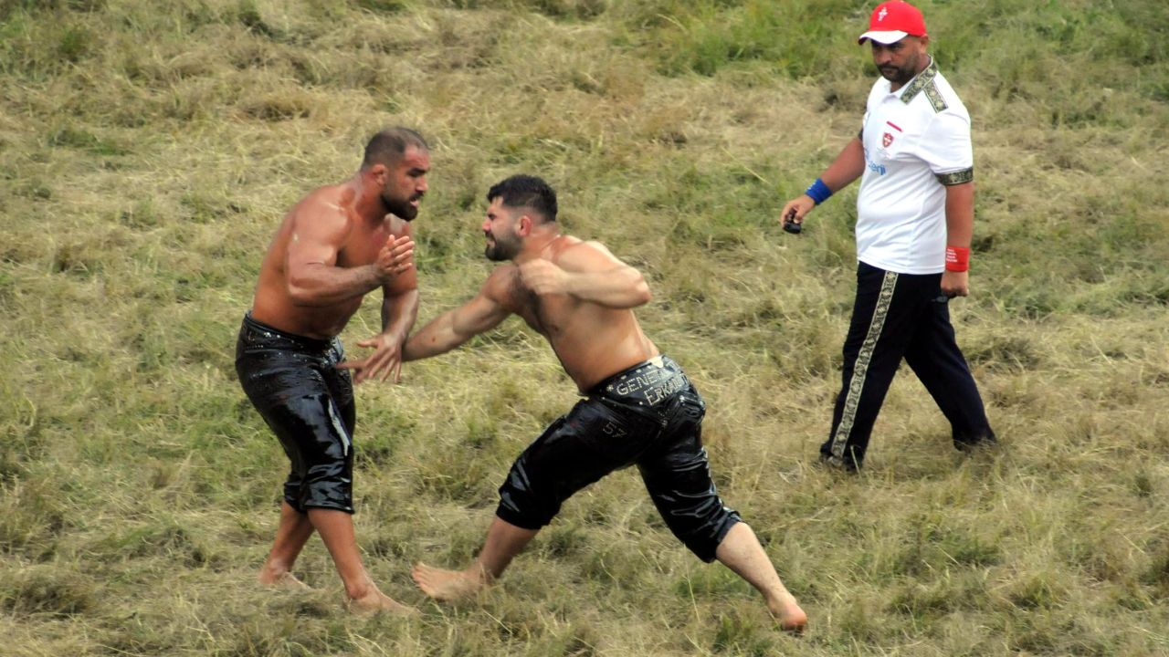 665’inci tarihi Kırkpınar Yağlı Güreşleri’nde başpehlivan Erkan Taş oldu