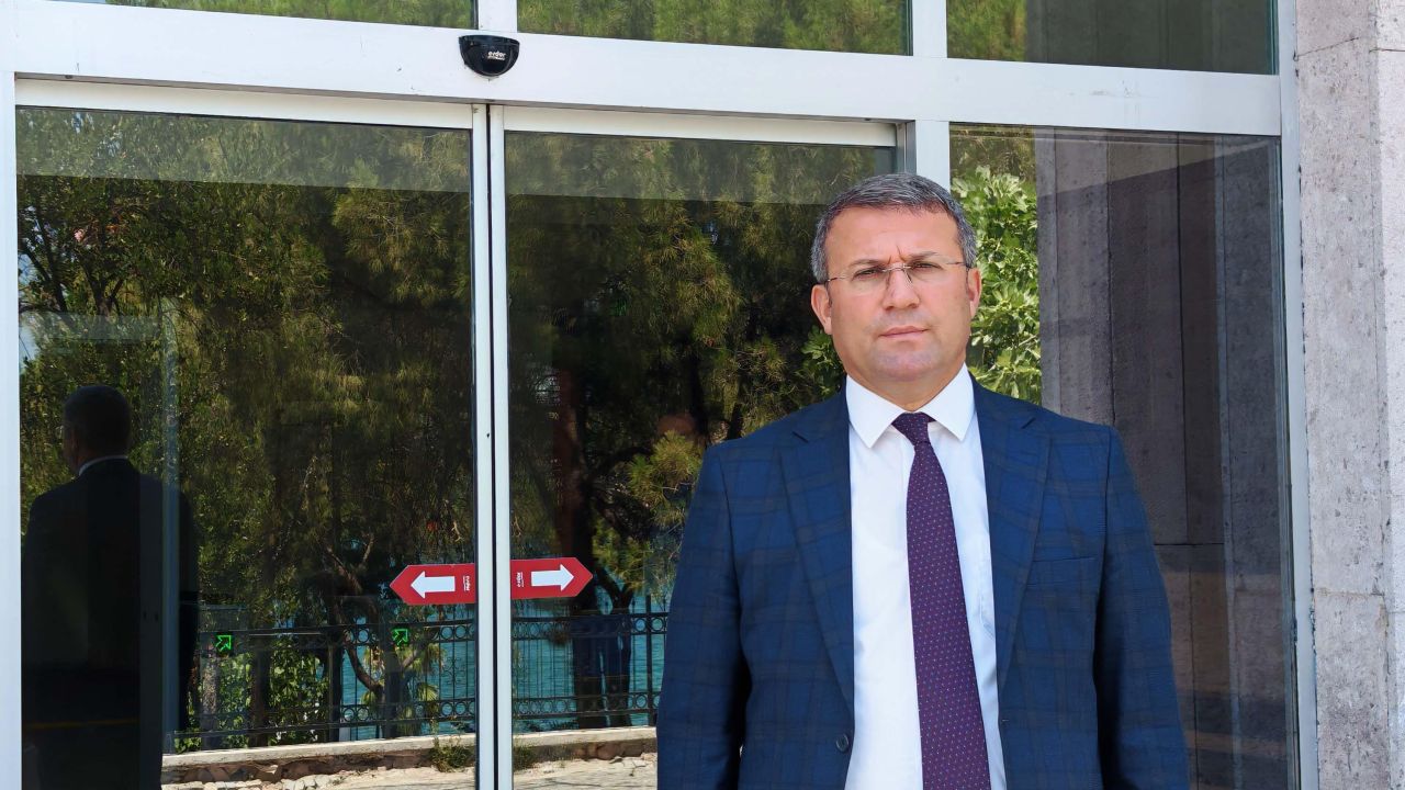 Ayvalık Kaymakamı Ömer Çimşit görevine başladı