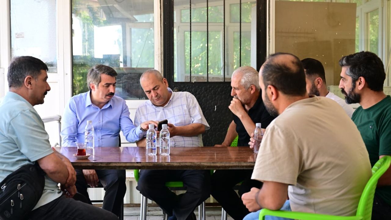 Başkan Yılmaz, Teleferik Mahallesi’nde esnafla bir araya geldi