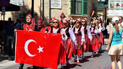 BUÜ Halk Oyunları Grubu Malta’da Türkiye’yi temsil etti