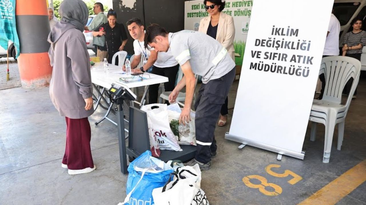 Nilüfer’de atık kağıtları getiren hediye kazanıyor